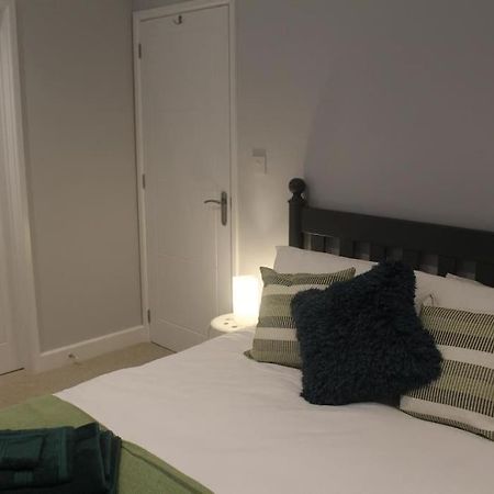 The Garden Cabin 독서 외부 사진